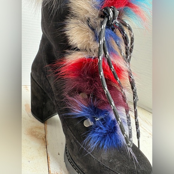 Stuart Weitzman Yukon Booties black suede leather ranit fur trim heels boots 9.5 - Picture 8 of 13